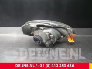Nissan Primastar Scheinwerfer links O33677 foto 2