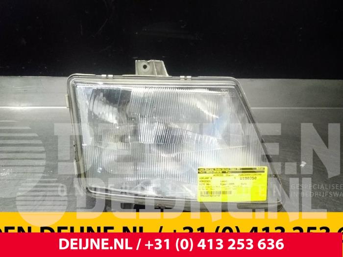 Mercedes Vito Koplamp rechts O33788
