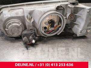 Hyundai H200 Scheinwerfer rechts O33901 foto 3