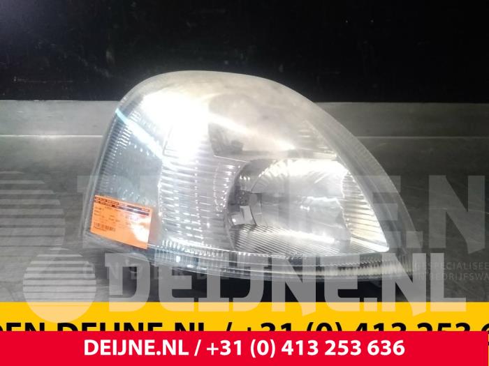 Renault Mascott Scheinwerfer rechts O33990