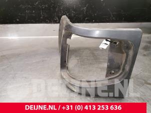 Hyundai H150 Koplamprand links O34013 foto 2