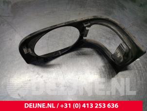 Hyundai H150 Koplamprand rechts O34016 foto 3