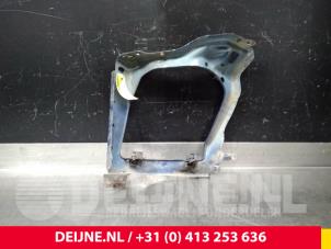 Ford Transit Koplampframe rechts O34030 foto 2
