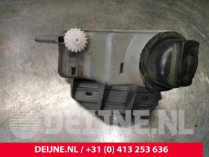 Volkswagen Transporter Nebelscheinwerfer links vorne O34058 foto 3