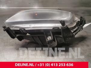 Hyundai H300 Fog light, front left O34066 photo 2