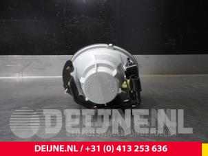 Hyundai H200 Fog light, front right O34126 photo 2
