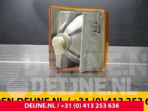 Volkswagen Transporter Richtingaanwijzer links O34174 foto 4