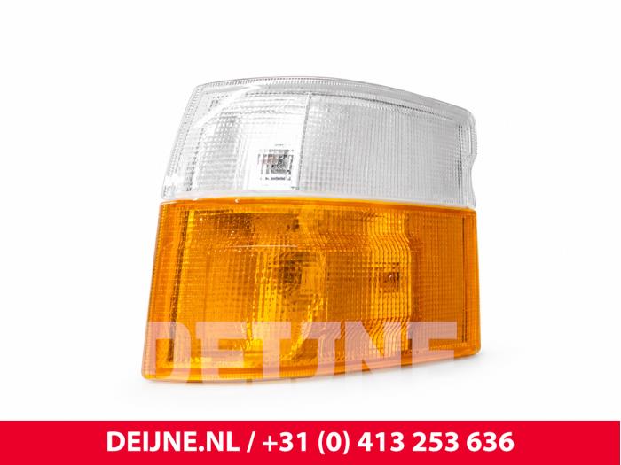 Toyota Hiace Richtingaanwijzer links O34256