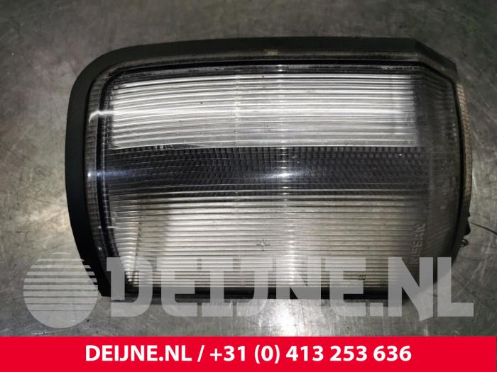 Nissan Trade Side light, left O34352