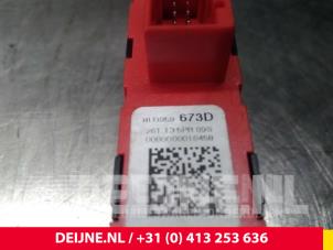 Audi Q3 Start/Stopp Schalter O34374 foto 3