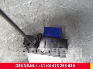 Peugeot 308 Switch O34386 photo 3