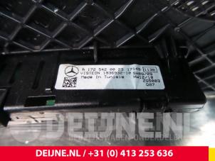 Mercedes A-Klasse PDC paneel O34390 foto 3