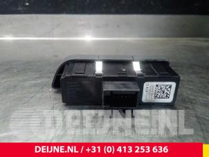 Audi Q3 PDC Schalter O34391 foto 2