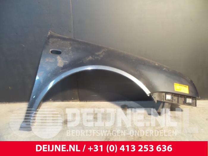 Volkswagen Golf Front wing, right O34793