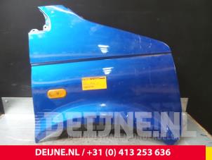 Volkswagen Transporter Front wing, right O34824 photo 2