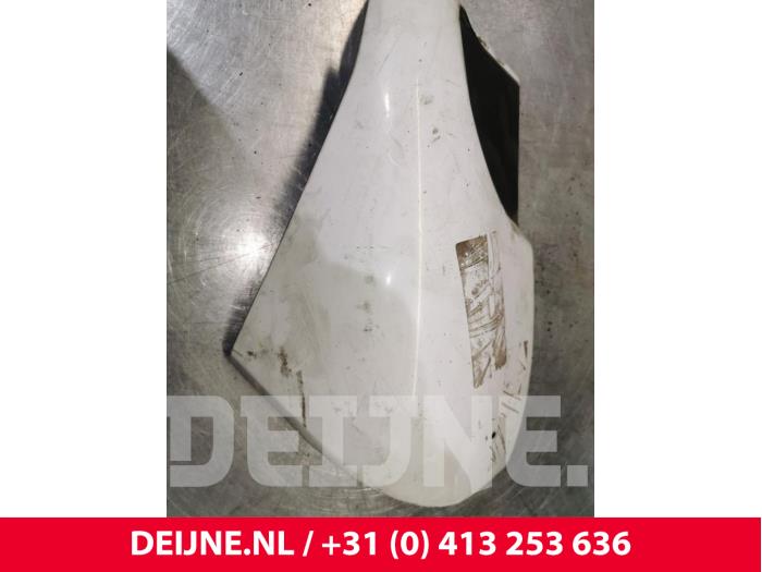 Hyundai H150 Front wing, right O34842
