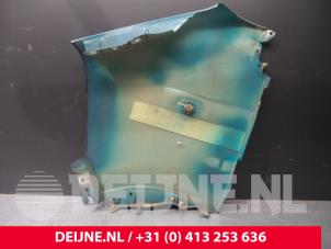 Nissan Interstar Front wing, right O34870 photo 2