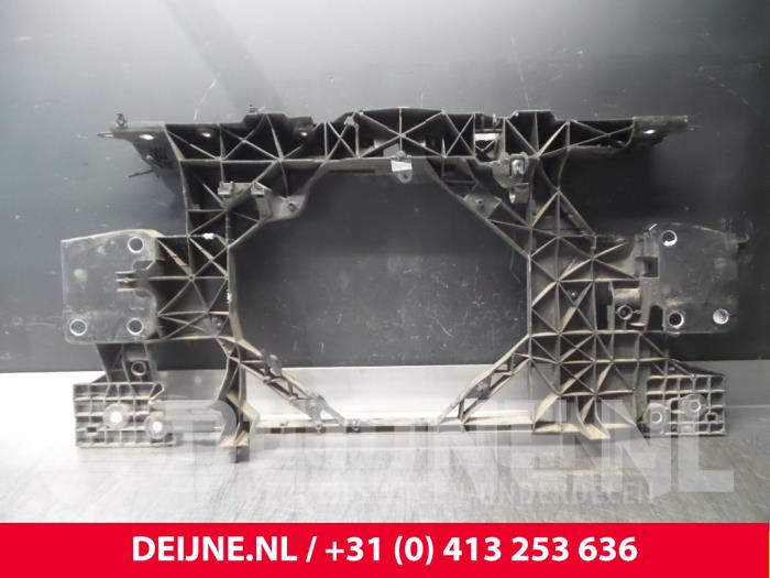 Renault Megane Vorderwand O35032