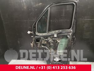 Renault Master Door 2-door, right O35980 photo 2