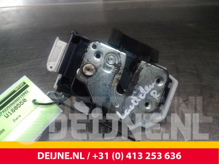 Fiat Fiorino Sliding door lock mechanism, right O36345