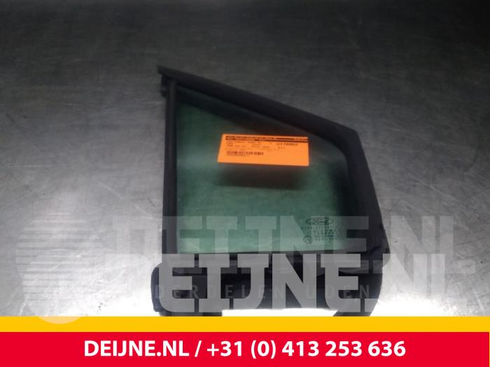 Ford Transit Courier Quarter light, front right O36526