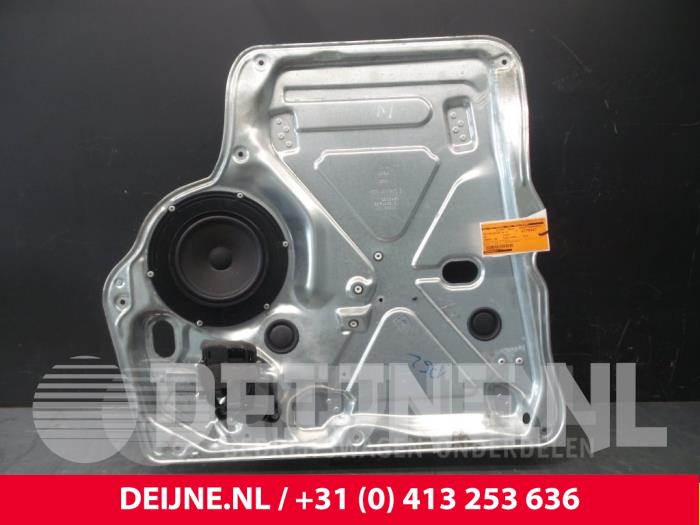 Volkswagen Transporter Fenstermechanik 2-türig links vorne O36783