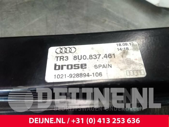 Ruitmechaniek 4Deurs links-voor van een Audi Q3 (8UB/8UG) 2.0 16V TFSI 170 Quattro 2013
