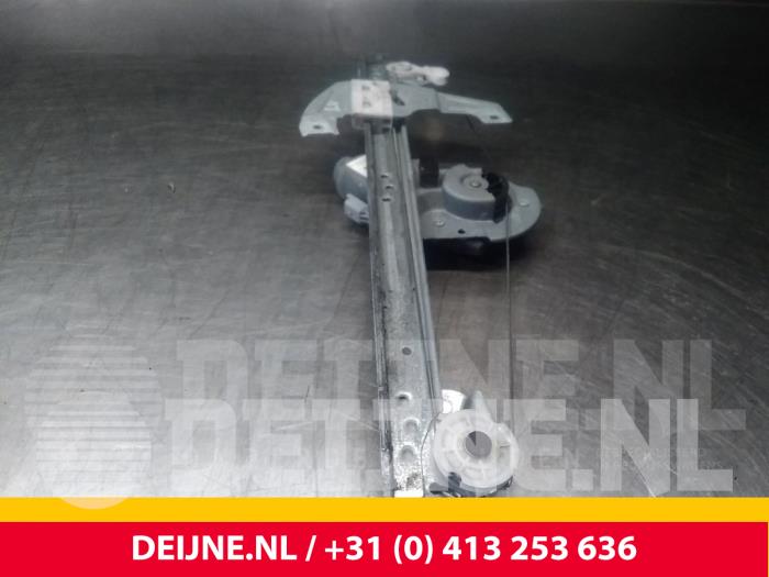 Peugeot 107 Window mechanism 4-door, front left O37103