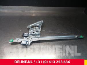 Mercedes Sprinter Ruitmechaniek 2Deurs rechts-voor O37222 foto 2