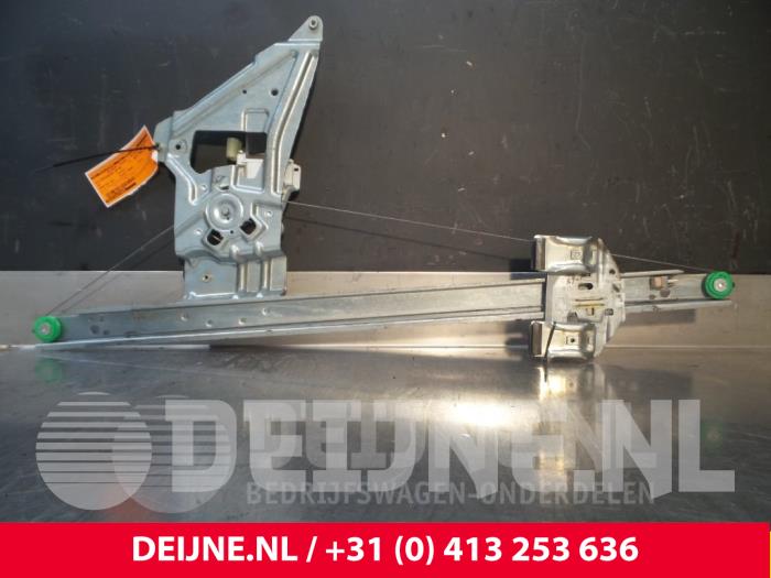 Volkswagen Crafter Fenstermechanik 2-türig rechts vorne O37278