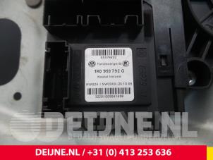 Volkswagen Caddy Fenstermechanik 2-türig rechts vorne O37321 foto 2