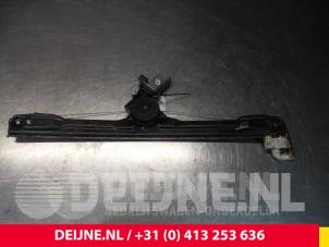 Iveco New Daily Window mechanism 2-door, front right O37423 photo 2