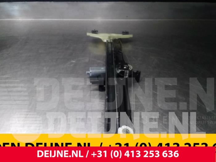 Peugeot Expert Fenstermechanik 2-türig rechts vorne O37495
