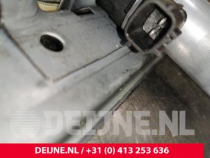 Renault Trafic Ruitmechaniek 2Deurs rechts-voor O37540 foto 4