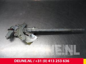 Toyota Hiace Window mechanism 2-door, front right O37546 photo 2