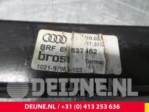 Audi A4 Ruitmechaniek 4Deurs rechts-voor O37548 foto 2