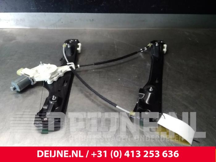 BMW X1 Ruitmechaniek 4Deurs rechts-voor O37571