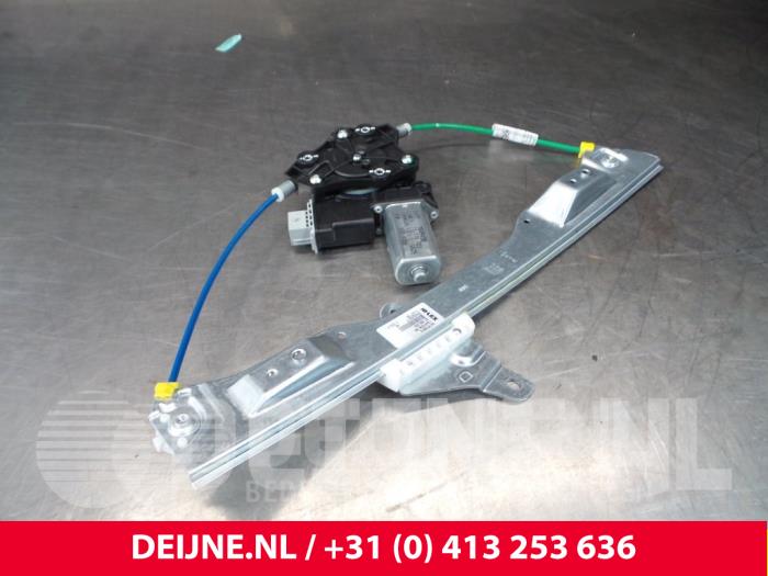 Opel Corsa Fenstermechanik 4-türig rechts vorne O37606