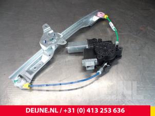 Opel Corsa Ruitmechaniek 4Deurs rechts-voor O37606 foto 2