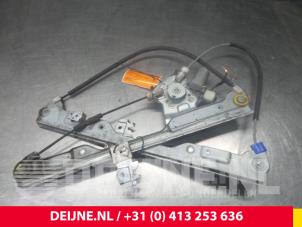 Nissan Cab Star Window mechanism 4-door, front right O37663 photo 2