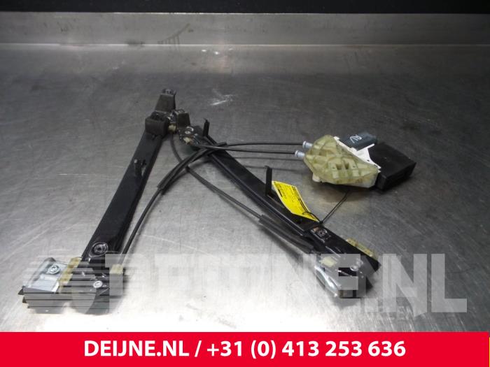 Seat Leon Fenstermechanik 4-türig rechts vorne O37693