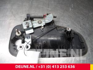 Nissan NV200 Portiergreep 2Deurs links O37724 foto 2