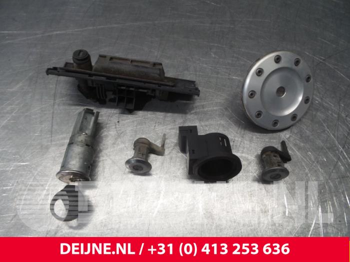 Peugeot 206 Set of cylinder locks (complete) O37805