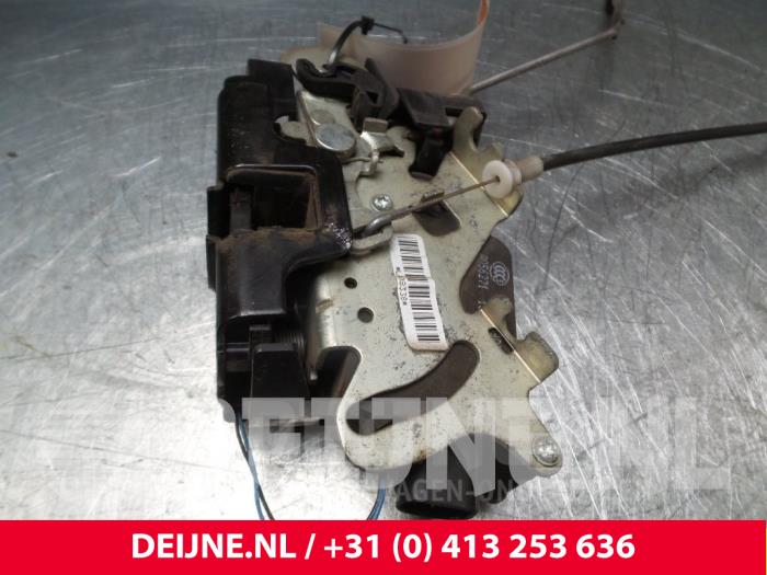 Mercedes Viano Deurslot Mechaniek 2Deurs links O37870