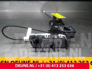 Mercedes Sprinter Deurslot Mechaniek 2Deurs links O37932 foto 3