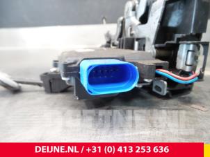 Volkswagen Caddy Türschlossmechanik 2-türig links O38042 foto 3