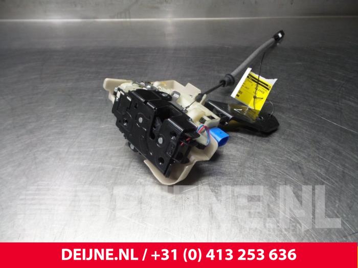 Volkswagen Transporter Door lock mechanism 2-door, left O38049