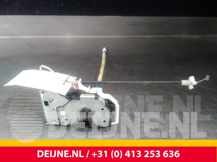 Fiat Doblo Türschlossmechanik 2-türig links O38070