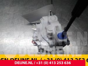 Fiat Fiorino Türschlossmechanik 2-türig links O38097 foto 3