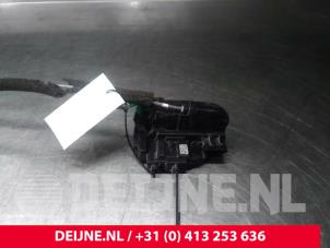 Nissan NV200 Türschlossmechanik 2-türig links O38122 foto 2